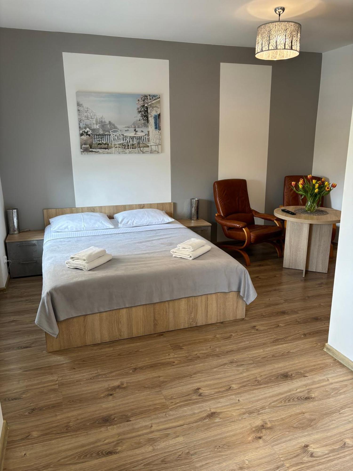 Apartamenty Grodowa 2 กลีวิตเซ ภายนอก รูปภาพ